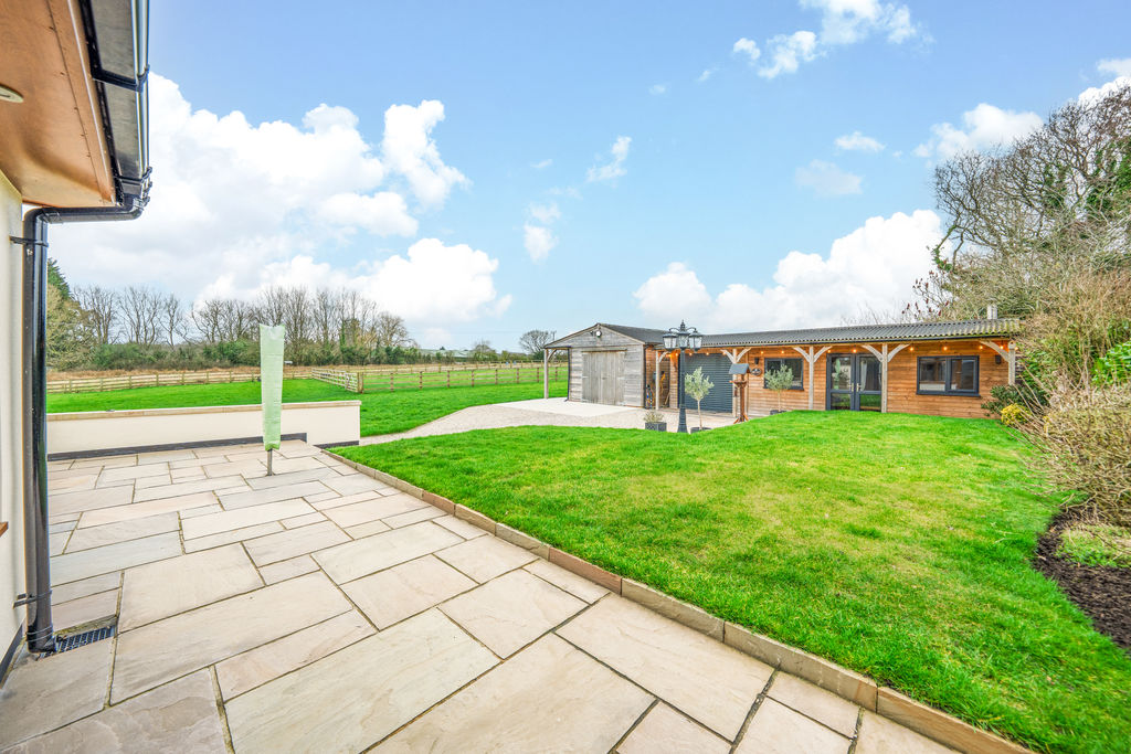 10 Carr House Lane Wrightington